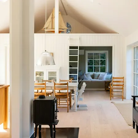 Stylish And Charming Oasis In North Zealand